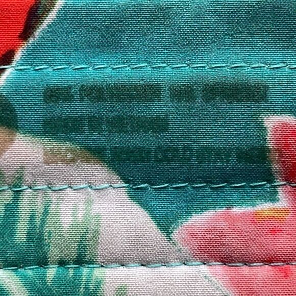 Chubbies Brief Lined Tropical Floral Swim Trunks Mens L 6 Inseam - Picture 3 of 7